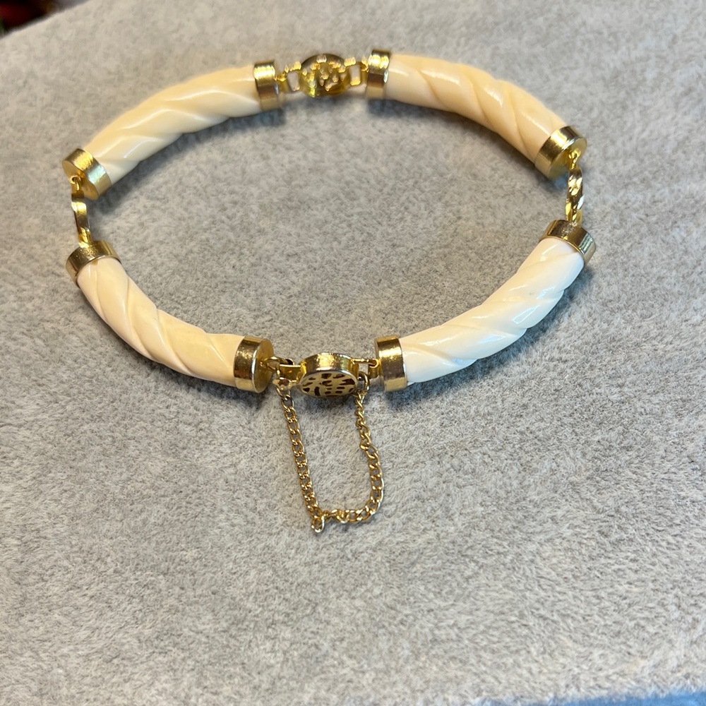 Elegant Bone Bracelet